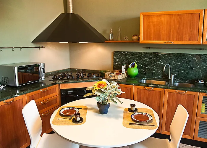 Bed & Breakfast Temenos Parma