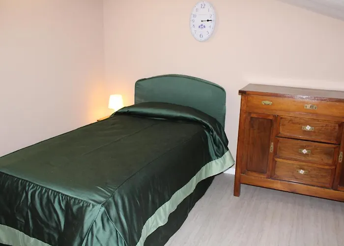 Temenos Bed & Breakfast *