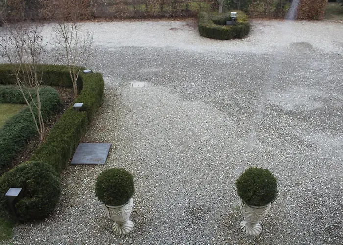 Temenos Bed & Breakfast *