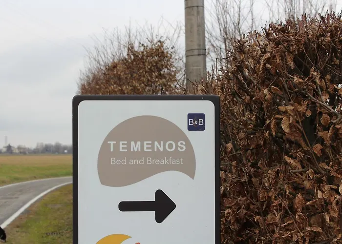 Temenos Bed & Breakfast *